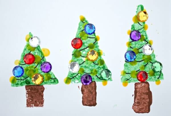 Sponge Painting Christmas Tree Craft For Kids