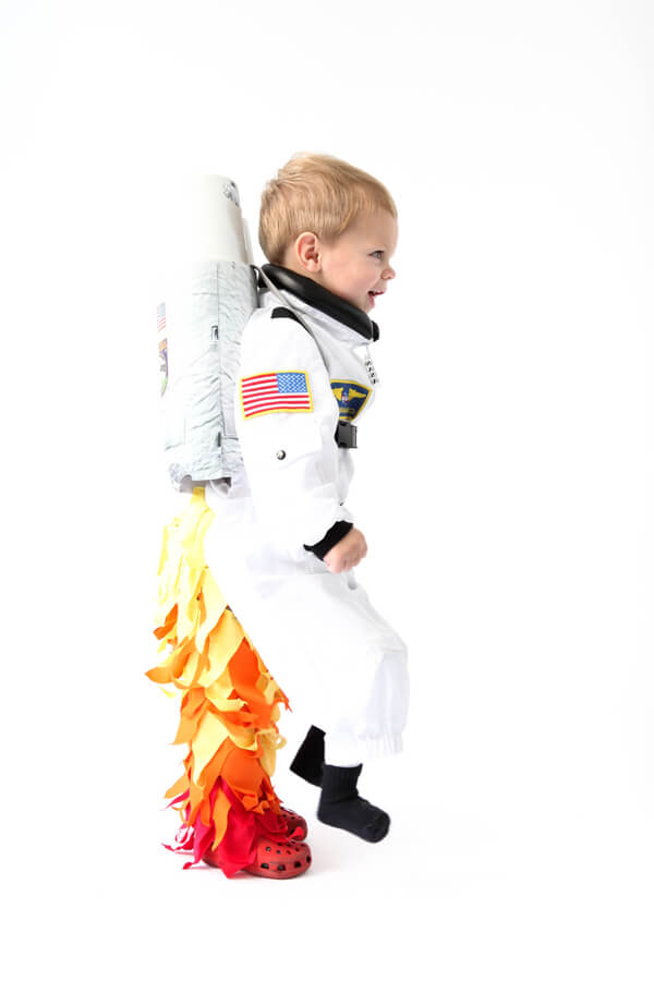 Super Creative Astronaut Suit To Make At Home