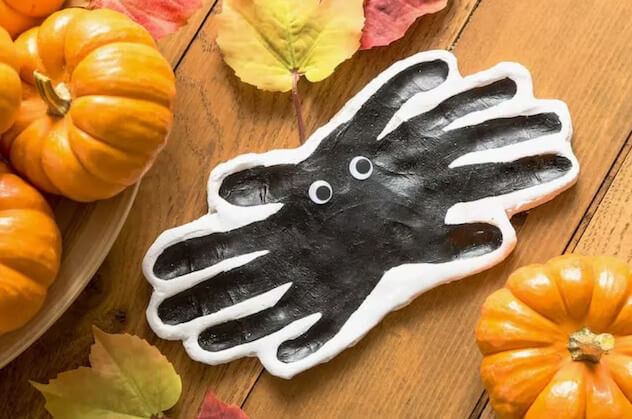 Super Easy & Fun Handprint Craft For Toddlers Using Clay Air Dry Clay Ideas For Halloween