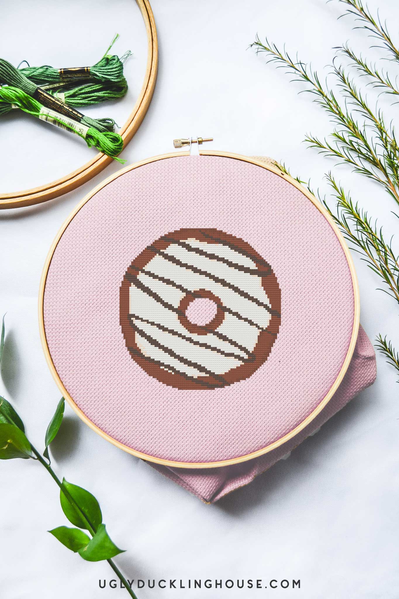 Yum-Yum Strippy Donut Shaped Cross Stitch Design Idea