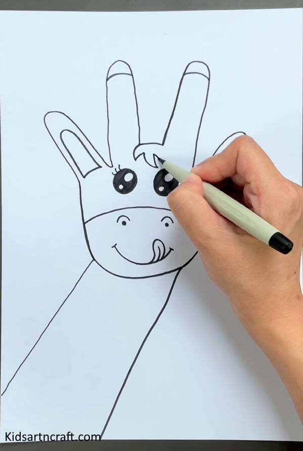 Sensational Method Of Developing Giraffe Handprint Art