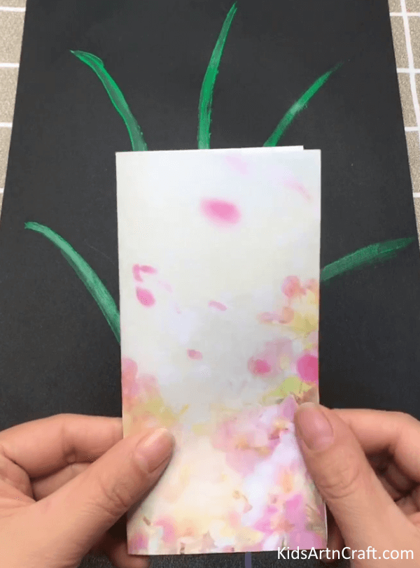 Cool Art Process To Make Flower Painting Craft Idea For Kids Using Paper