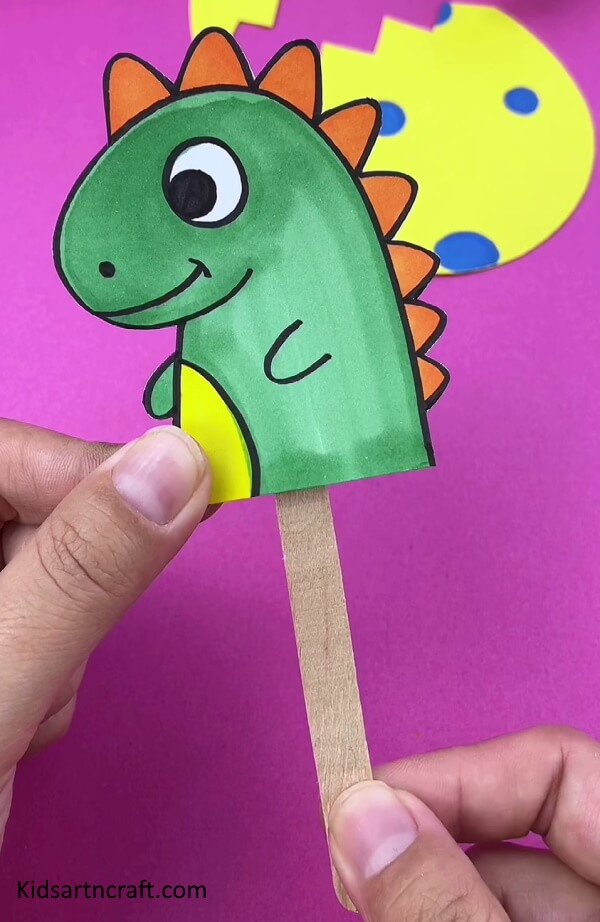 Crafting a Baby Dinosaur with Popsicle Sticks - DIY Hatching Baby Dinosaur Craft