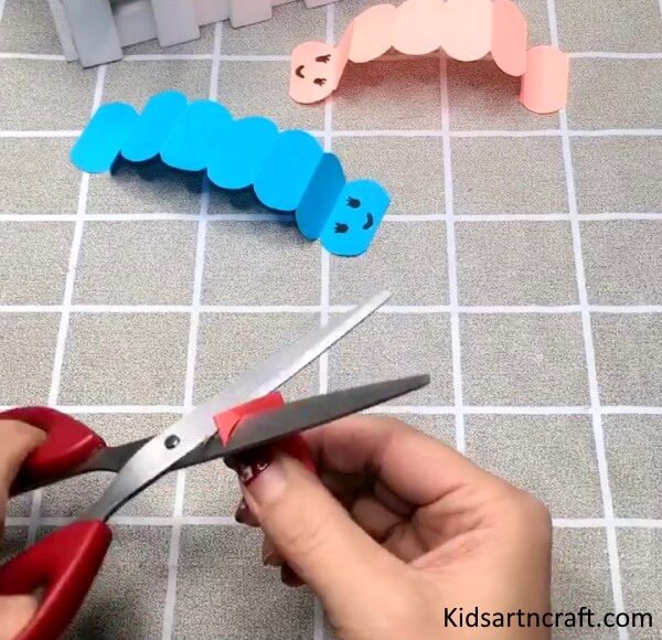 Fun To Make Cute Paper Caterpillar Craft Idea For Kids Using Scissor Handmade Paper Caterpillar Craft For Kids - Step by Step Tutorial