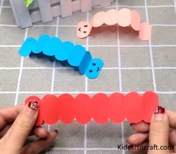 DIY Paper Caterpillar Craft Idea For Toddlers