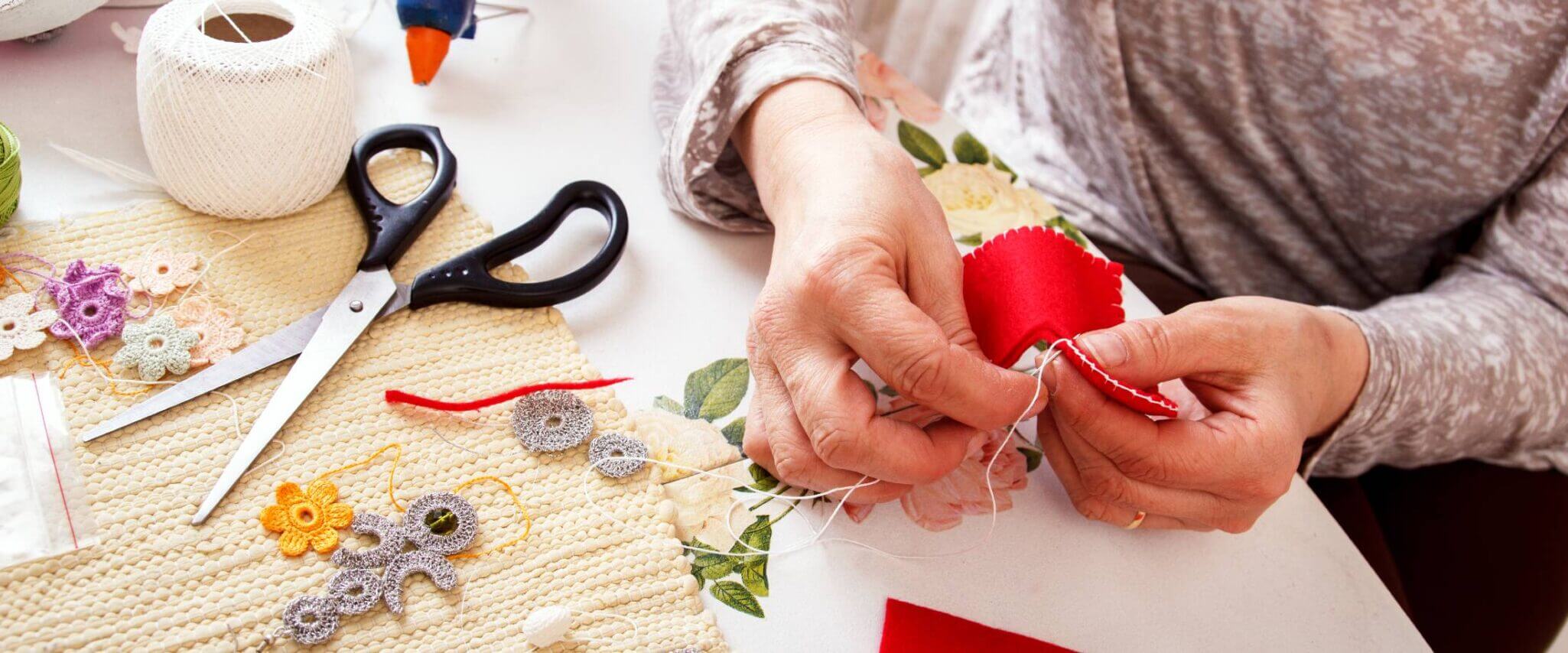 Easy crafts for seniors with dementia