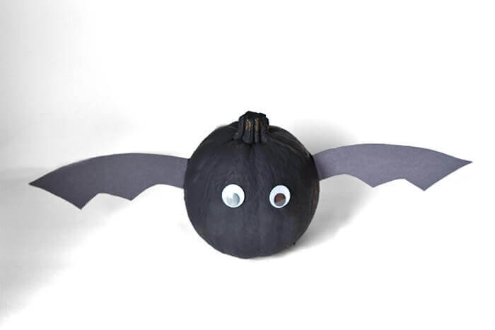 Amazing Bat Painted Pumpkin Craft Idea For Halloween Decoration
