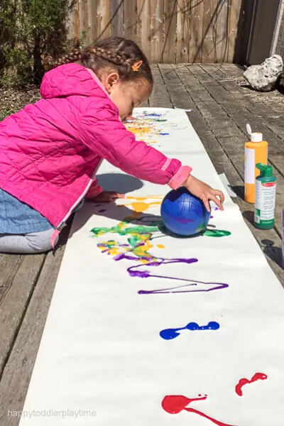 Amazing Painting Craft Using Beach Ball For Toddlers