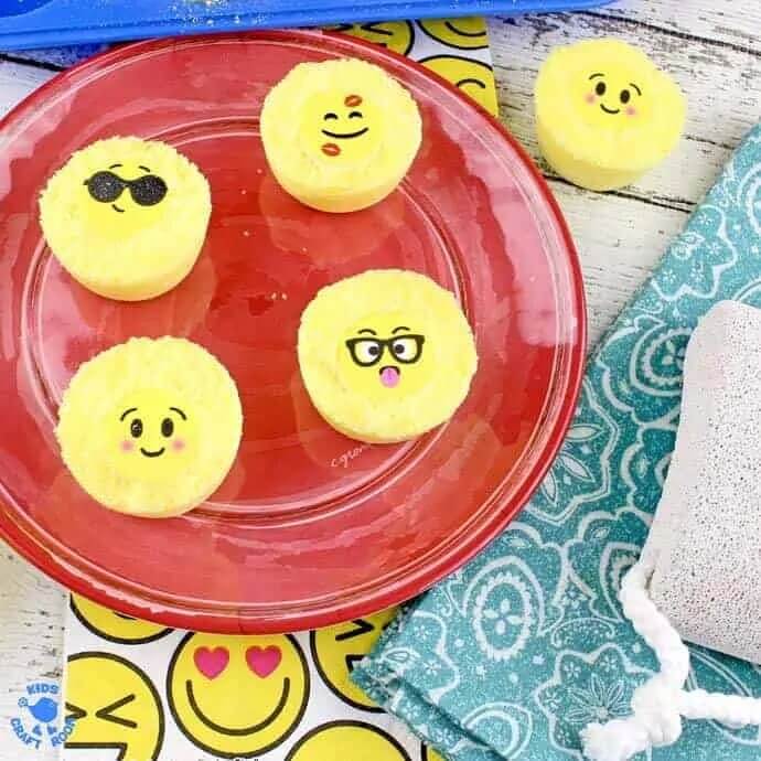 Awesome Emoji Bath Bomb Recipe Idea For KidsFun To Make Bath Bomb Crafts
