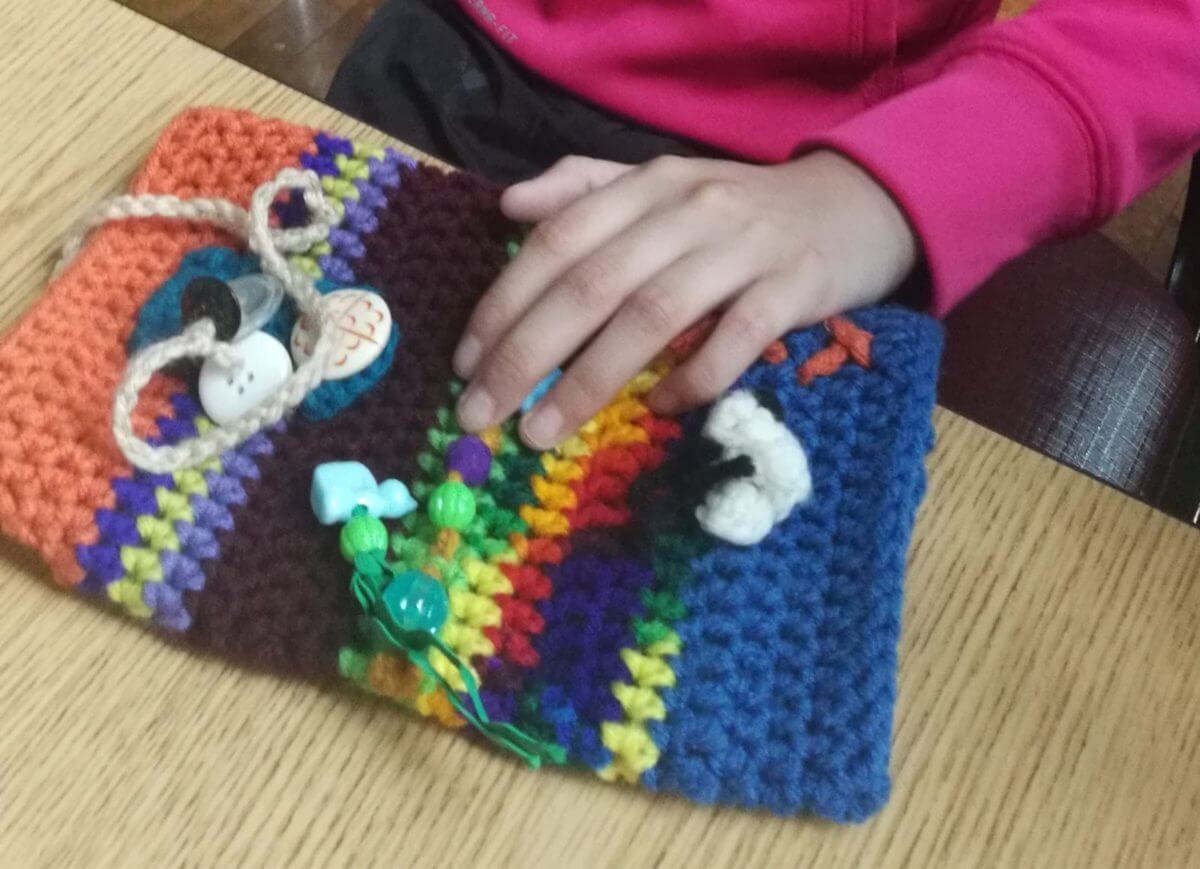 Awesome Knitting Project For Blinds Kids