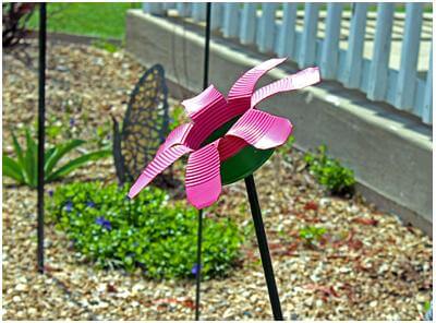 Beautiful Tin Can Flower Garden Art Ideas