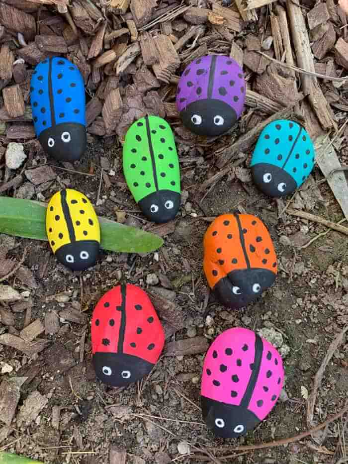 Colorful Ladybug Painting Idea For Garden Decoration DIY Ladybugs Painted Rocks For Kids