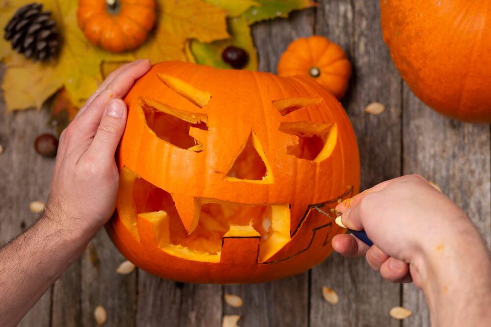 Cool Pumpkin Craft For Decoration During HalloweenPumpkin Carving Ideas For Halloween 