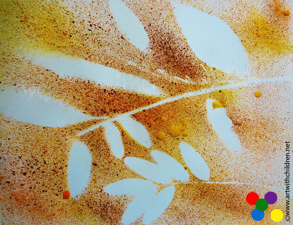 Creative Leaves Painting Craft Made Using Spray Bottle Easy Spray Painting Art Ideas With Toothbrush