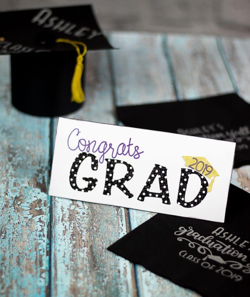 Cute Money Graduation Card Holder With Cardstock