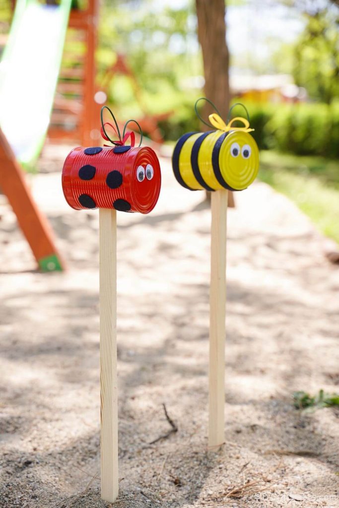 Cute Tin Can Bug & Bee Decor Garden Art Ideas Tin can garden art ideas