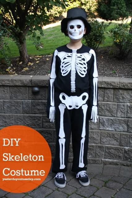 DIY & Unique Skeleton Bones Costume Idea For Halloween Parties
