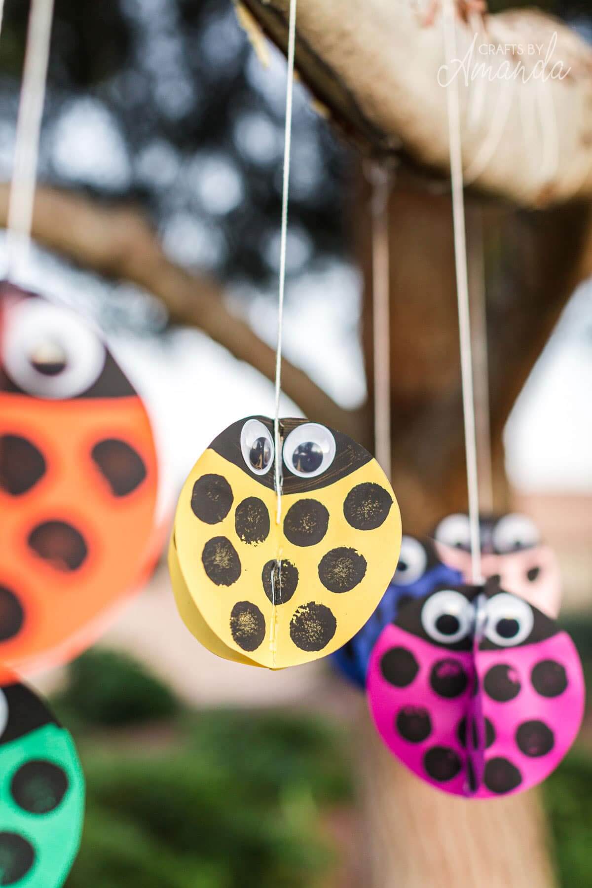 DIY Lady Bug Craft For Kids To Make Using Paper Cutouts