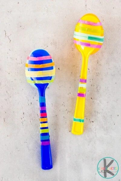 DIY Maracas Craft Ideas Made With Plastic Spoon
