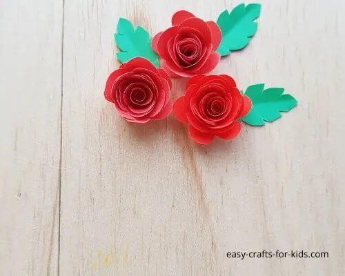 DIY Rose Crafts Using Construction Paper For 2nd Grade Kids Easy crafts for 2nd graders