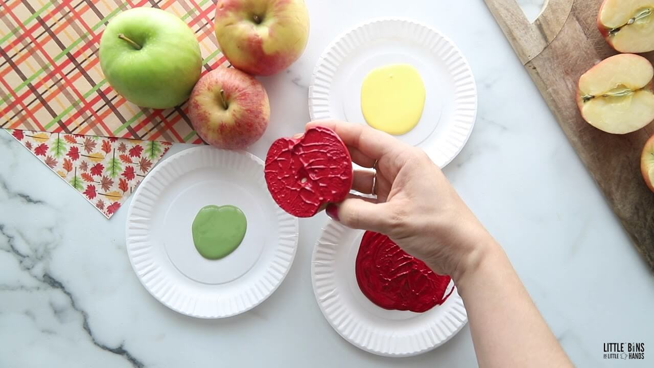 Easy & Quick Apple Stamping Art & Craft Tutorial For Kids 
