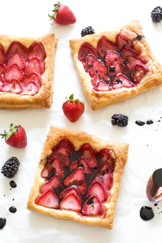 Easy Baked Strawberry Tart Recipe With Balsamic Glaze Easy Strawberry Tarts Recipe