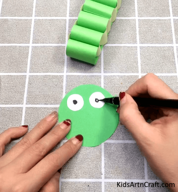 Drawing Eyes Of Paper Caterpillar For Kids 