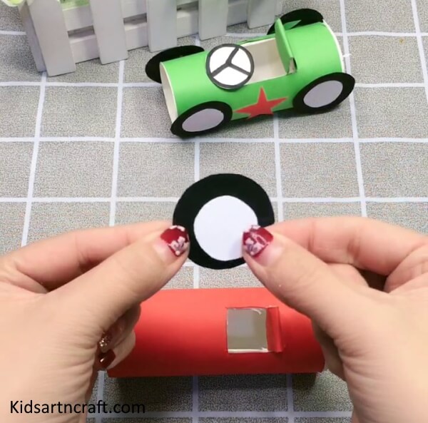 Cute design of Wheel Of Car Using Paper Cup For Kids 