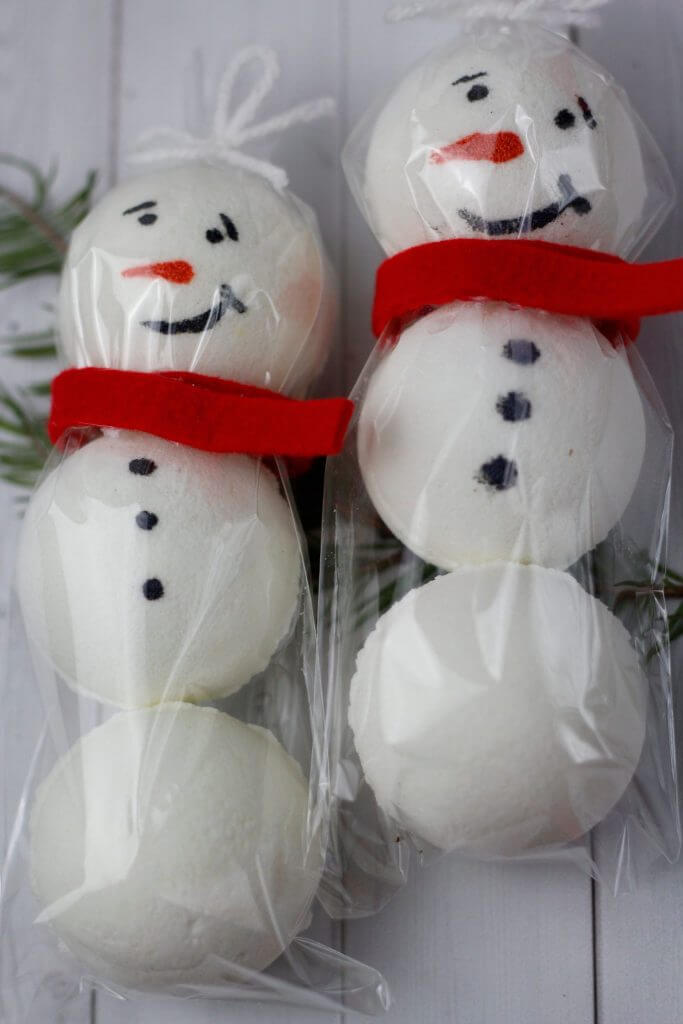 Easy Snowman Bath Bomb Recipe Idea For Christmas Gift