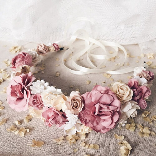 Easy Summer Floral Crown For Bride's Maid DIY Flower Crown Ideas