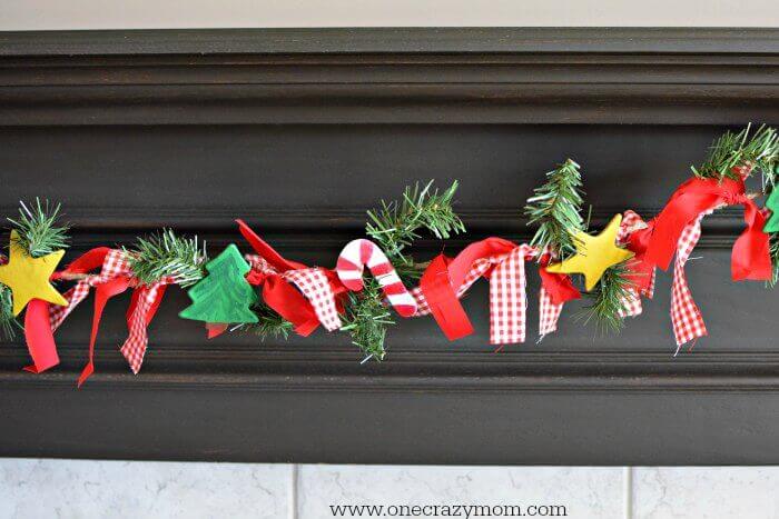 Easy To Make A Simple Garland Craft At Home