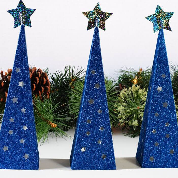 Easy To Make Christmas Lantern Decoration With Glitter Cardstock Paper