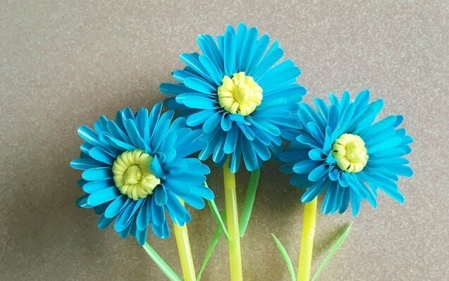 Easy To Make Flower From Drinking Straw For Home Decoration
