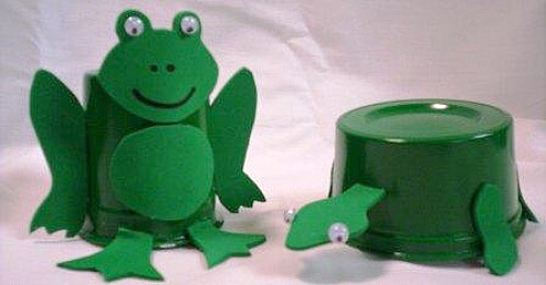 Frog & Turtle Recycled Crafts For Kids To Make