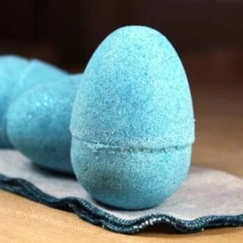 Fun to Make Easter Egg Bath Bomb Recipe Idea With Glitter & Citric Acid