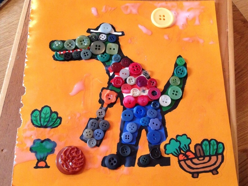 Handmade Creative & Colorful Button Craft Ideas For KindergartnersButton Stamping Art Ideas for Kids