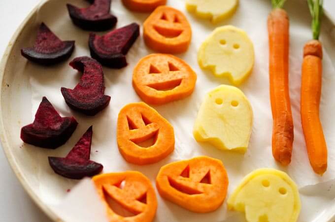 Healthy Halloween Roasted Veggies Food Decoration Idea For Kids Halloween food decoration Ideas