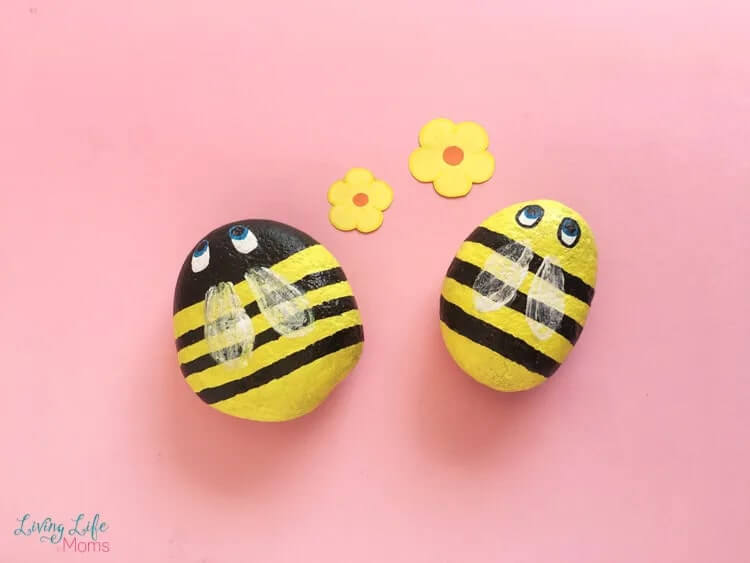  How To Paint A Buzzing Bees On Rocks Honey Bee Painted Rock Ideas