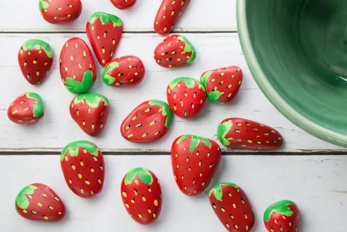 New Painting Idea: Sweet Strawberry Rocks Cute Fruit Rock Painting Ideas