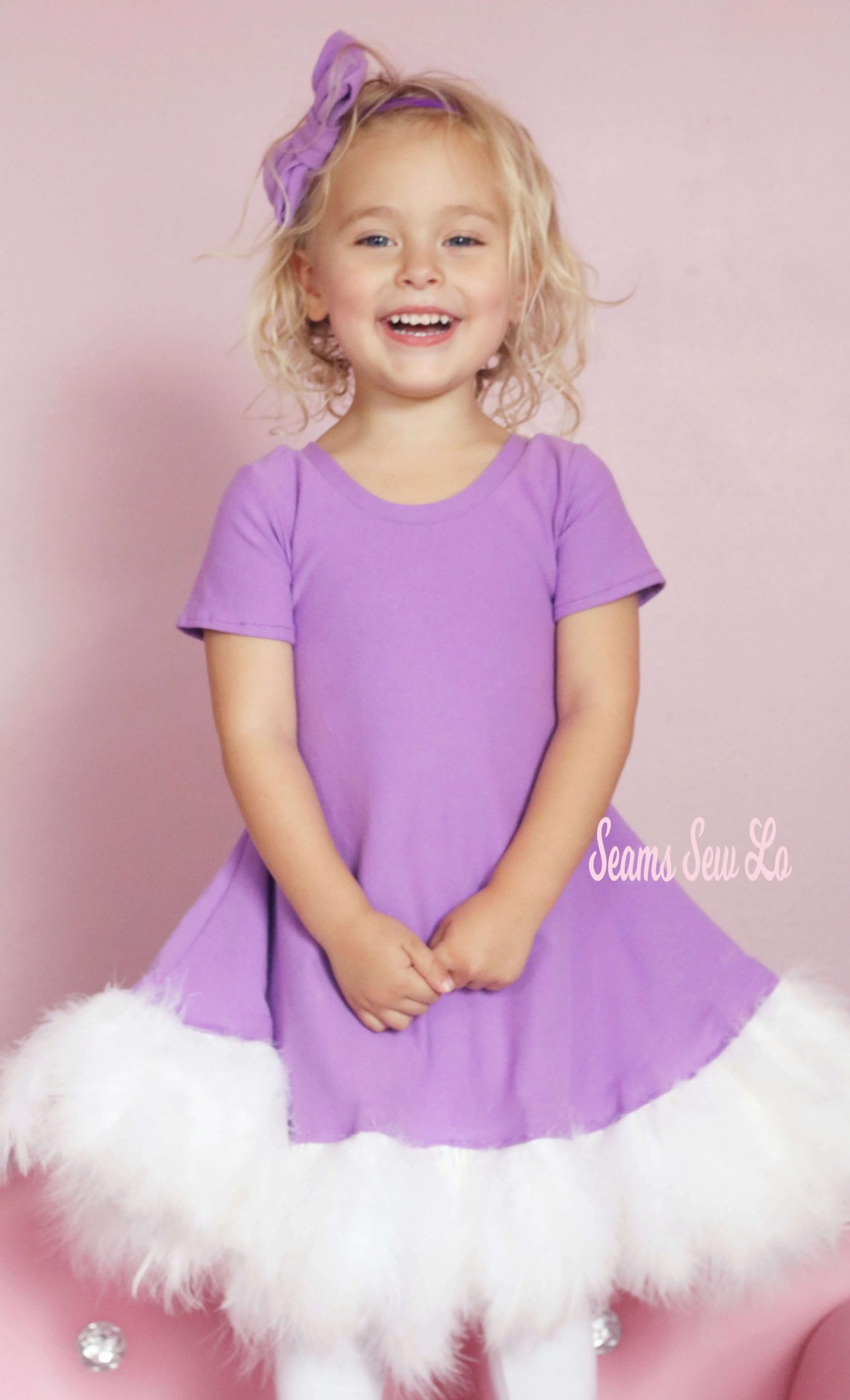 Pretty Daisy Duck Costume Craft For Little Girls