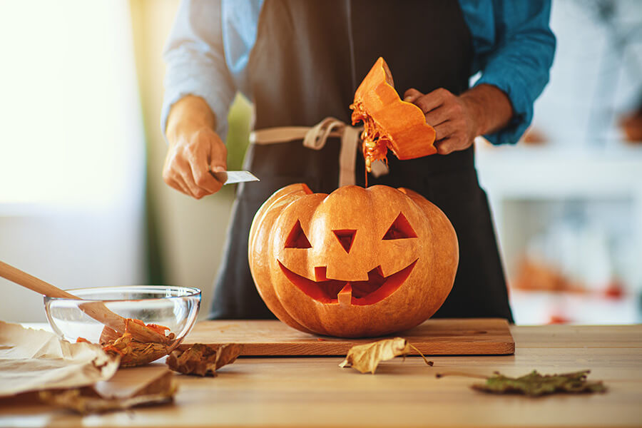 Simple Pumpkin Craft For Quick Halloween Decoration