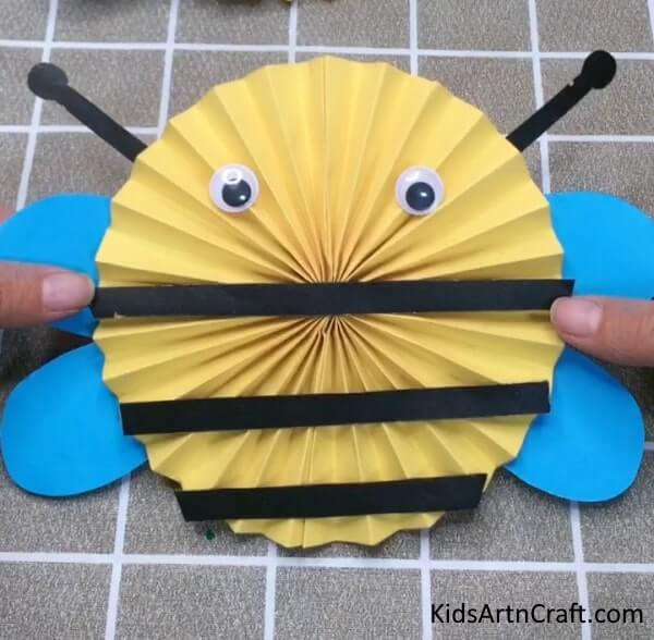 Amazing 3D Paper Bee Craft For Kids