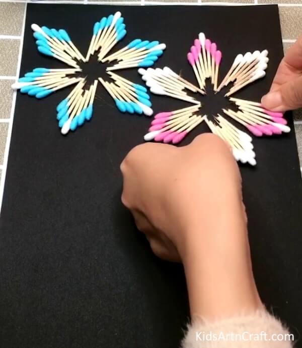 Learn How To Make Flower Craft With Cotton Swab