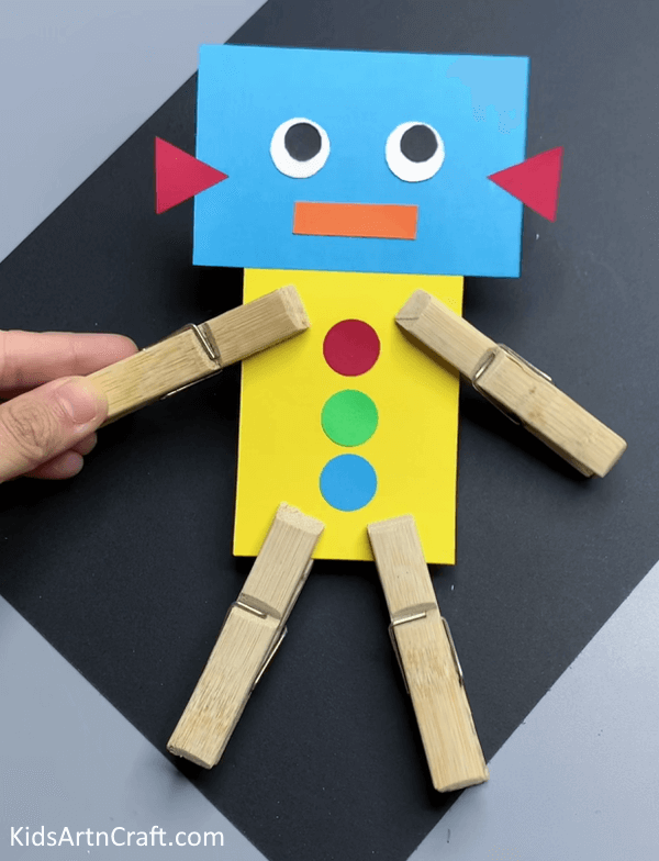 Creative Way To Make Robot Craft Using Clothespin
