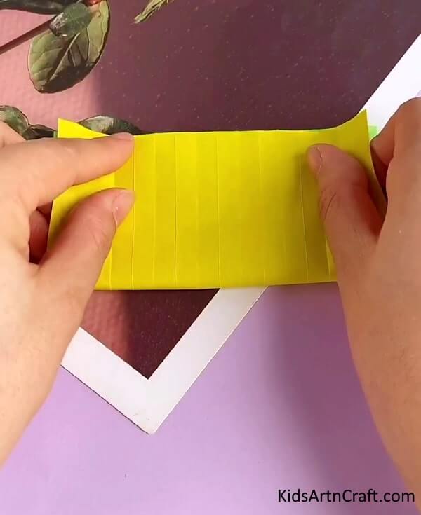 Cool Art Of Paper Making Flower Craft Idea For Preschoolers