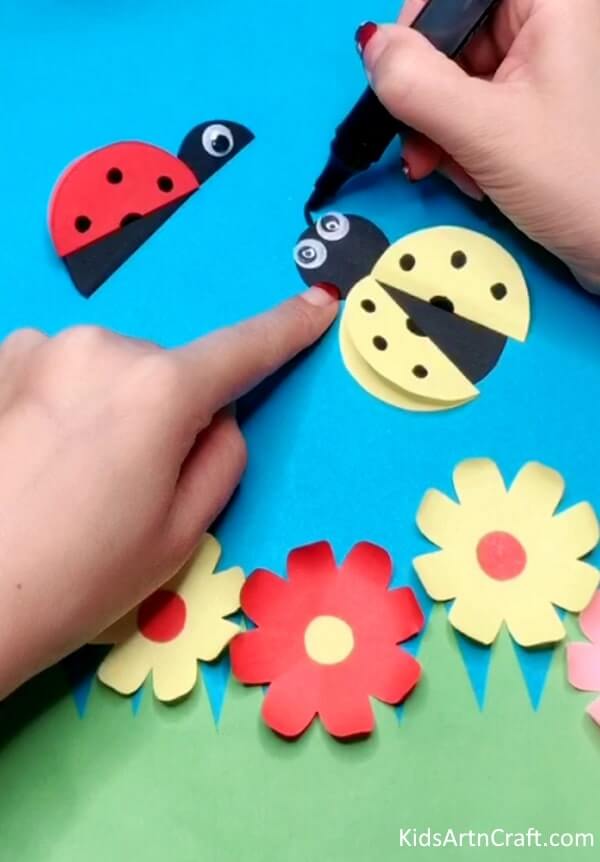 Fun Activities To Make Flower & Ladybug Craft For Kids Using Marker