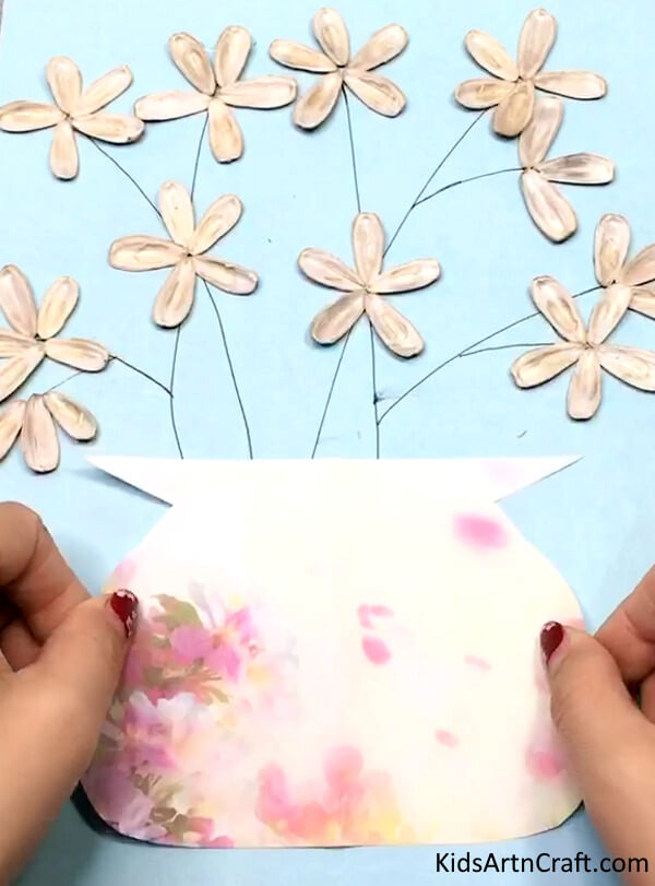 Step-by-Step Instructions to Make a Paper Flower Pot with Seeds