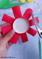 Simple To Make Paper Cup Flower Craft For Preschoolers - Kids Art & Craft