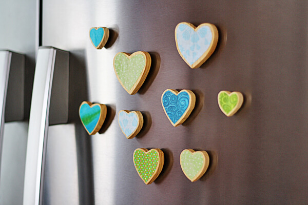 Attractive & Easy To Make Fabric Scrap Heart Magnets