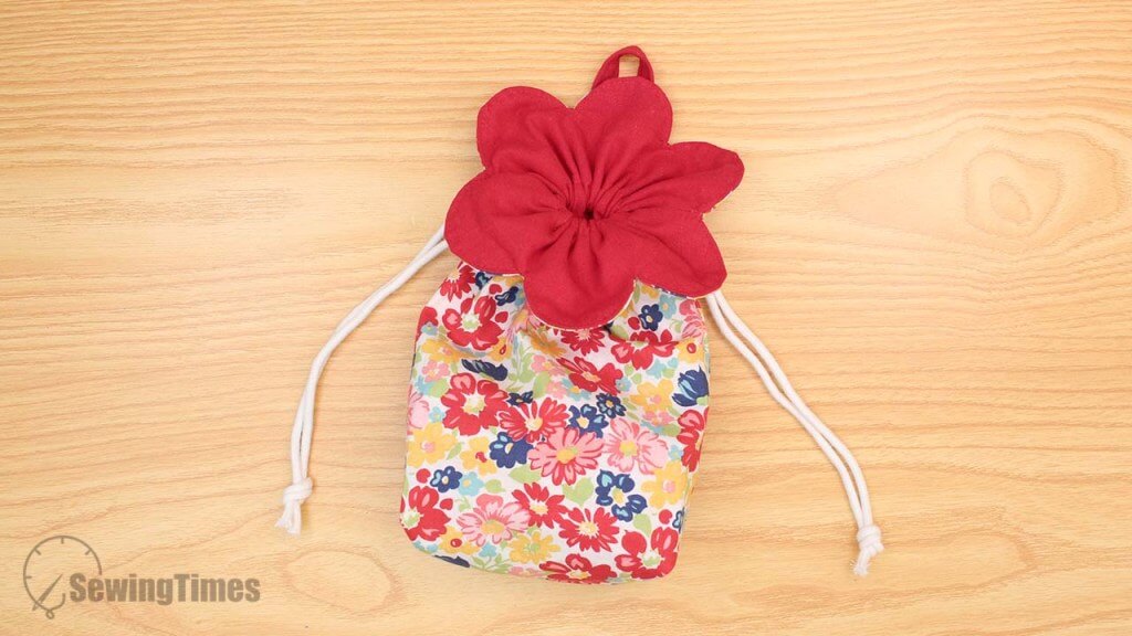 Cutest Flower Fabric Pouch Craft For Gifting Your Best Friend